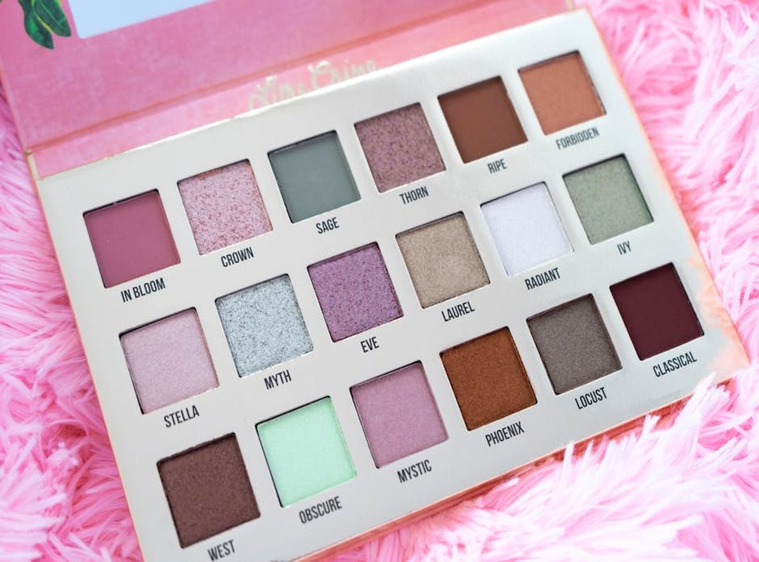 Top Products in the Evelina Eve Collection